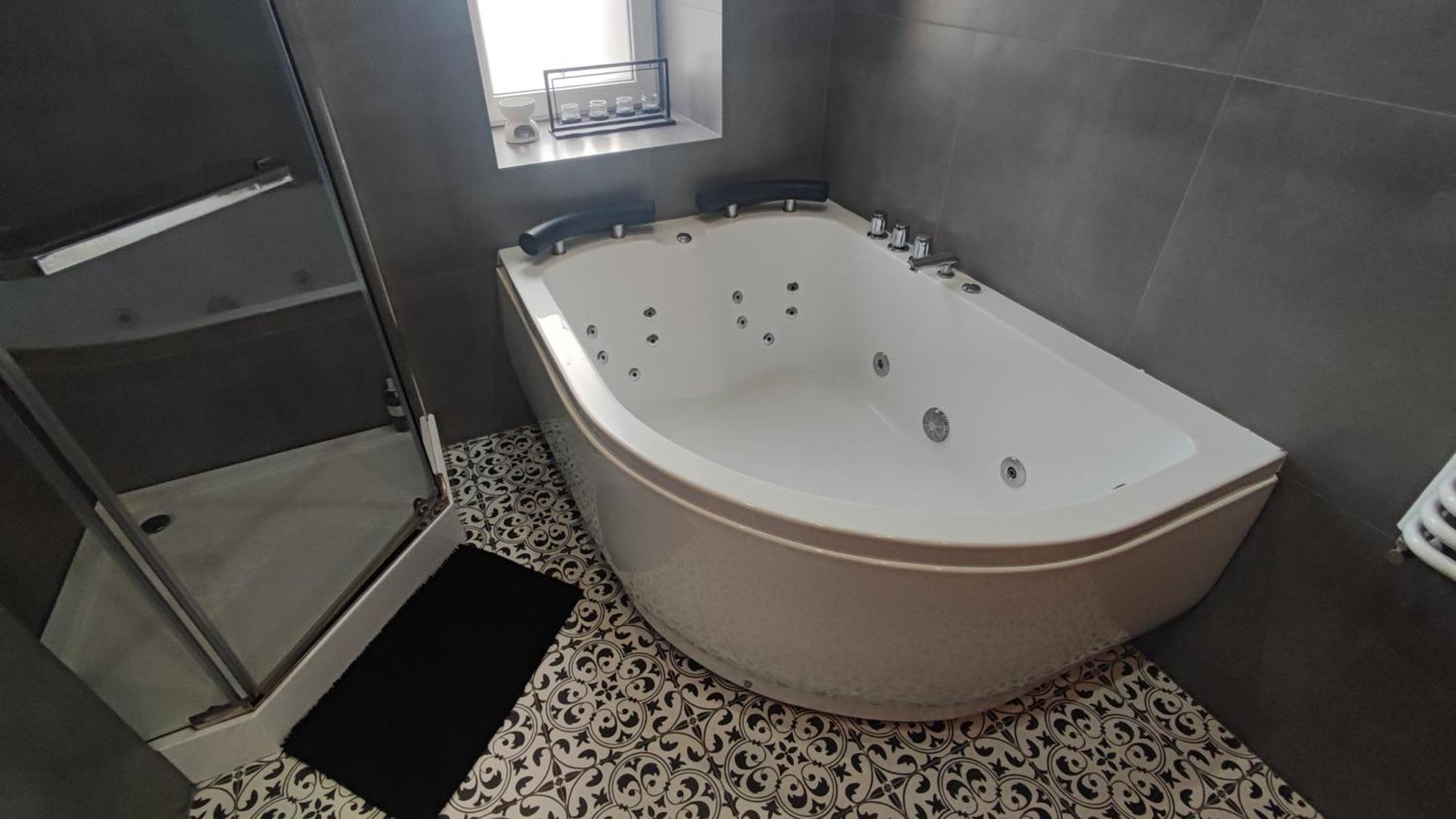 Apartament Z Jacuzzi ヘル エクステリア 写真